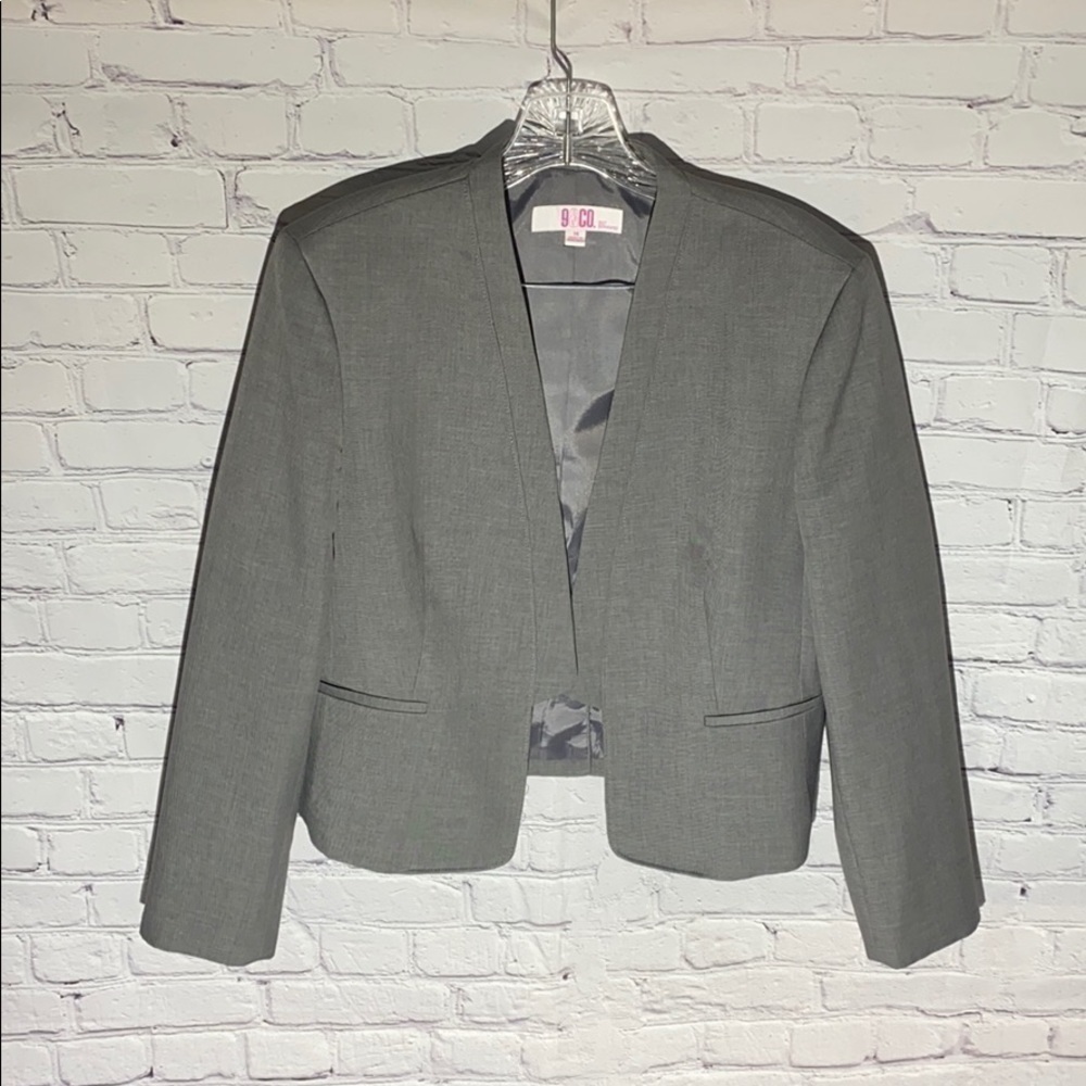 𝅺9&CO | Gray Suit Jacket | Size 14